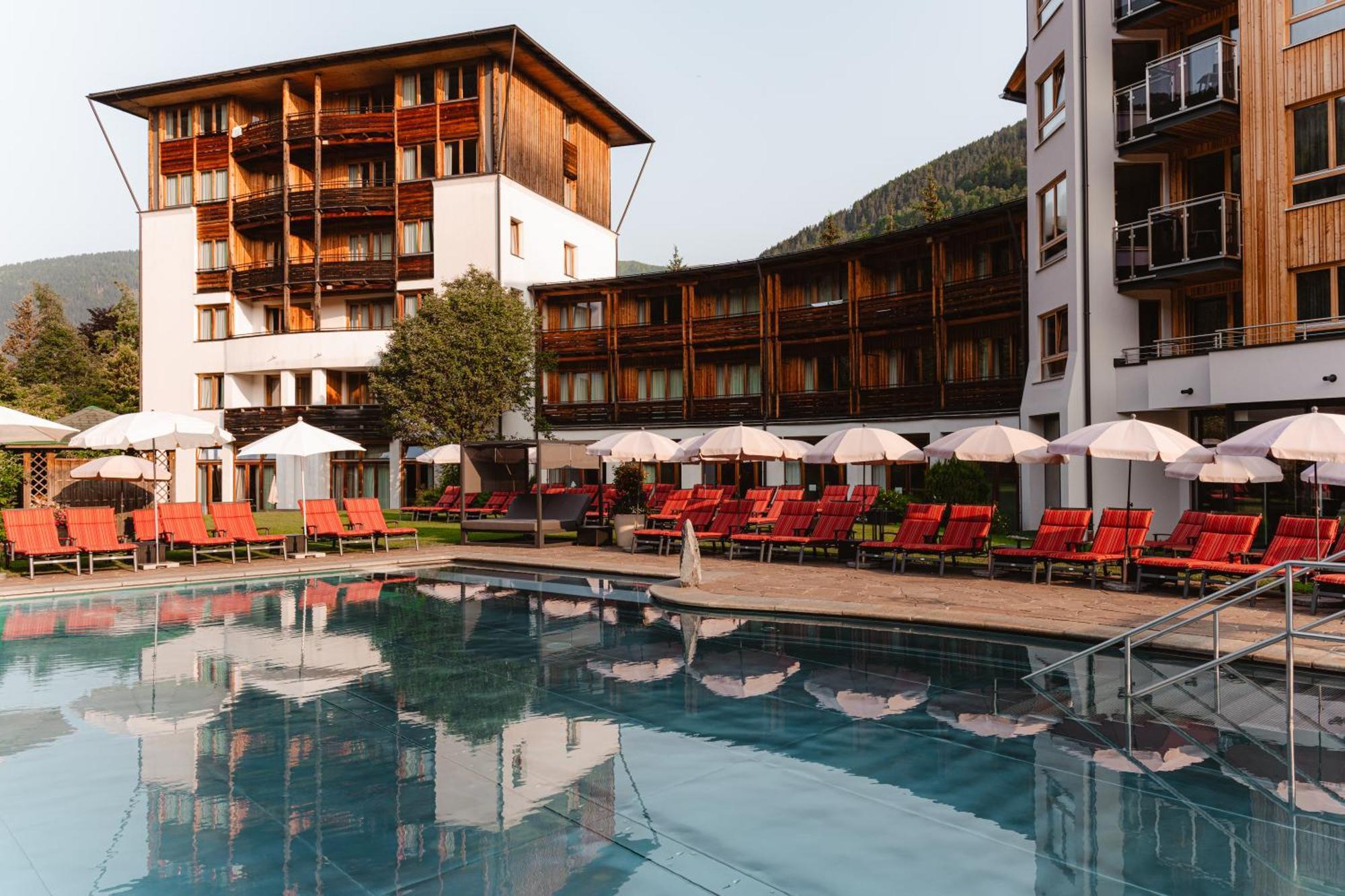 Hotel Die Post Bad Kleinkirchheim Kültér fotó
